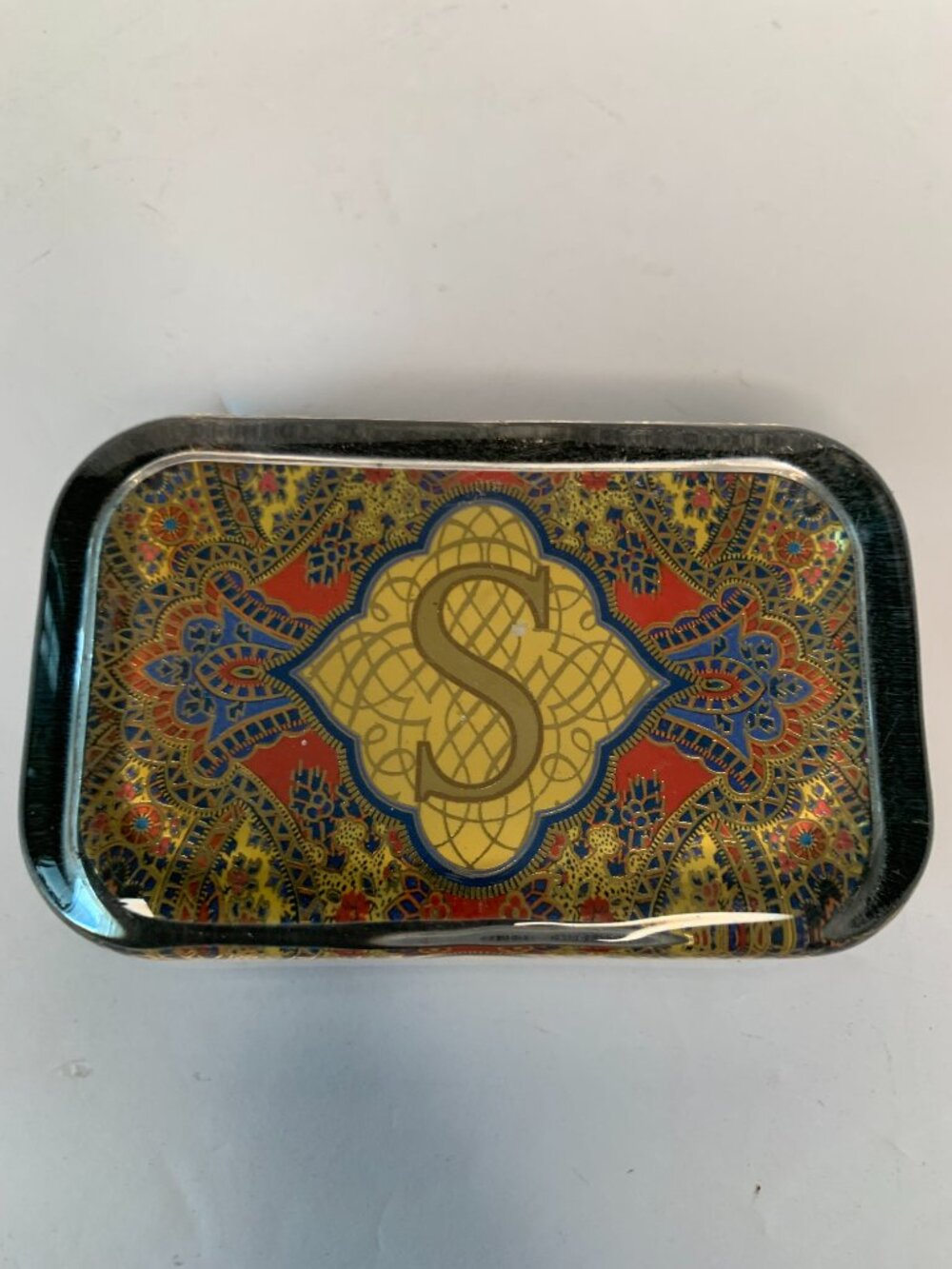 Punch Studio Solid Glass Paperweight Gold Foiled Embossed "S" Monogram - Picture 3 of 5